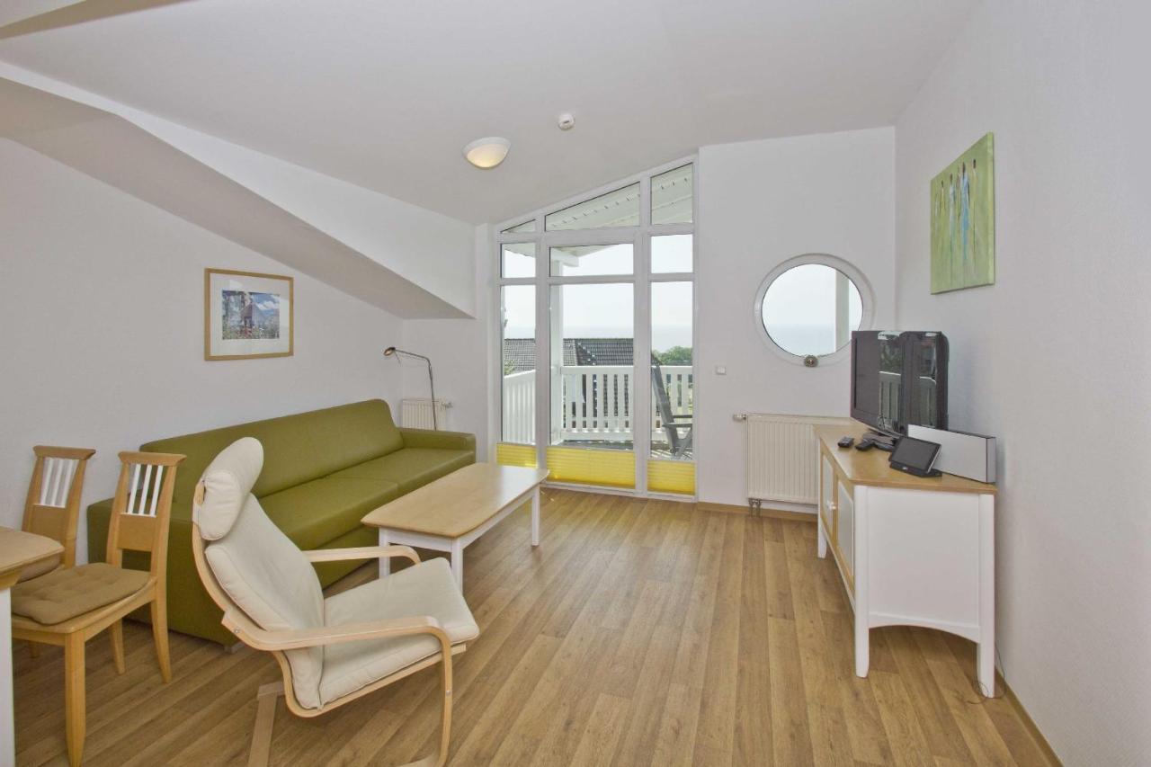 Mit Meerblick Und Balkon, Gratis Nutzung Vom Ahoi Erlebnisbad Und Sauna In Sellin - Meeresblick Fewo 17 Гёрен Экстерьер фото